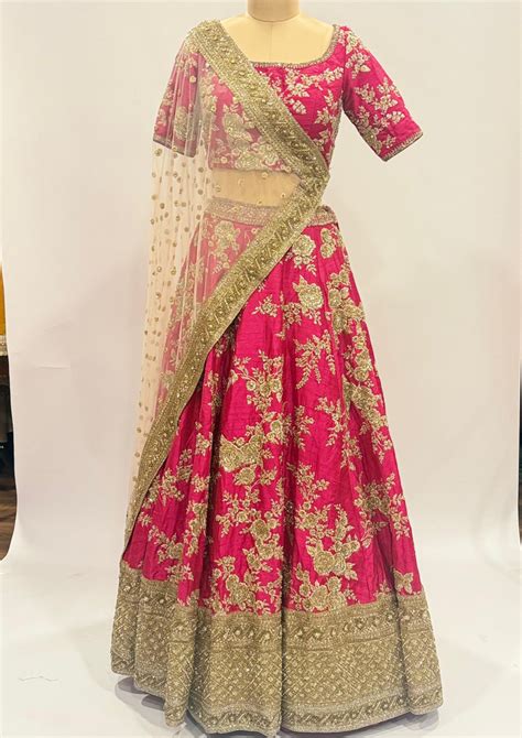 sabyasachi pre loved – Kuro Clothing India