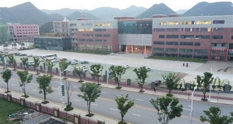 校园风光-贵州护理职业技术学院