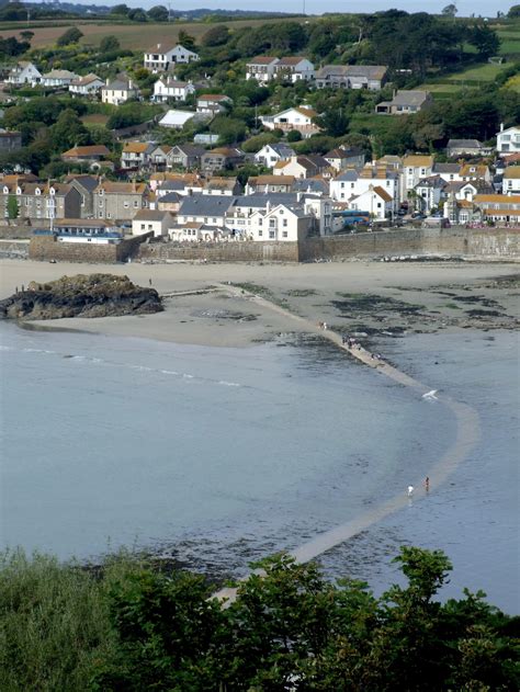 Chefs: Ross Sloan, Landed, Porthleven, Cornwall — Martin Hesp: Food and ...