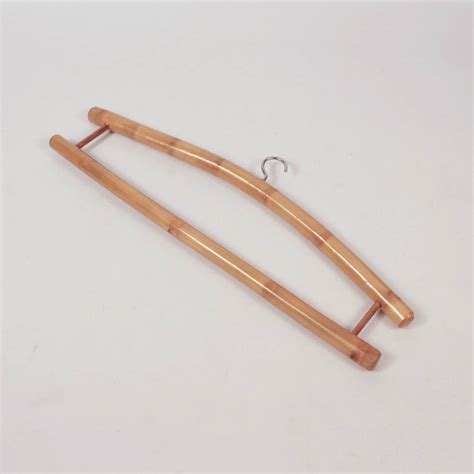 Bamboo Straight Line Hanger – Woodygrass