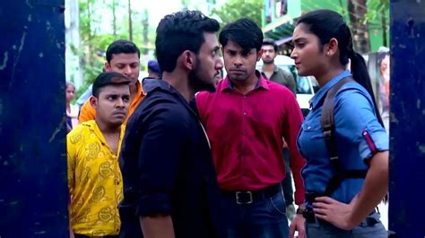 Watch Jagadhatri Leaves for the Court with Titu l Jagadhatri Jagadhatri ...
