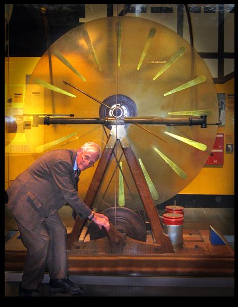 Static Electricity Machine 的图像结果