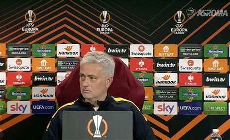 Mourinho: "Sono alla Roma e darò tutto fino alla fine, ma un giorno ...