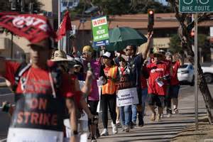 Hundreds of Kaiser Permanente health care workers on Maui go on strike ...