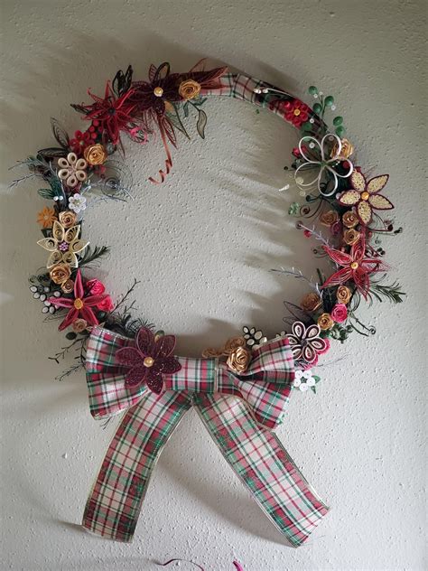 I just discovered pearlized mod podge finishing spray! : r/quilling