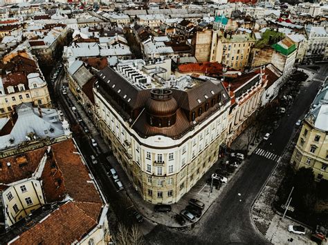 Ukrainian Bathrooms: Essential Phrases for Nature's Call