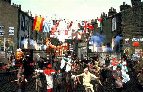 Monty Python Scottish 的图像结果