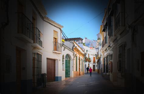 Peripheral Vision Loss: Signs & Treatment | Rutland Optometry