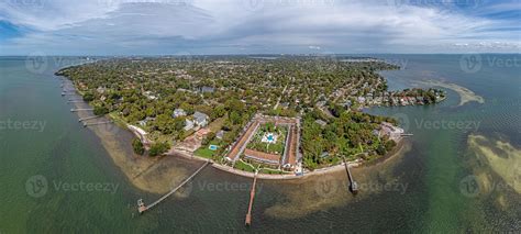 Drone panorama over Bay Vista Park and Point Pinellas in St. Petersburg ...