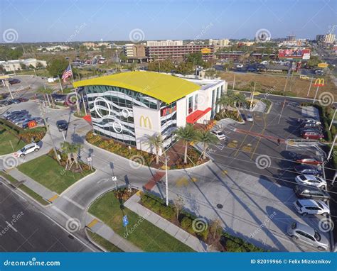 Worlds largest Mcdonalds editorial photo. Image of december - 82019966