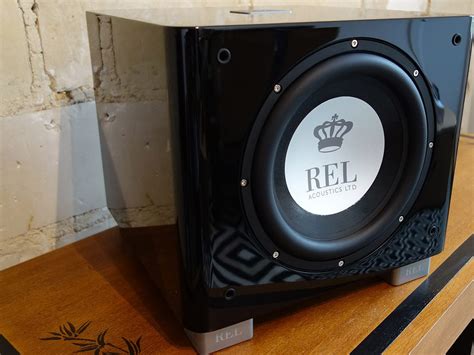 Lfe Subwoofer Connection 的图像结果