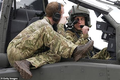 Prince Harry gets his latest set of wings after qualifying as an Apache Aircraft Commander ...