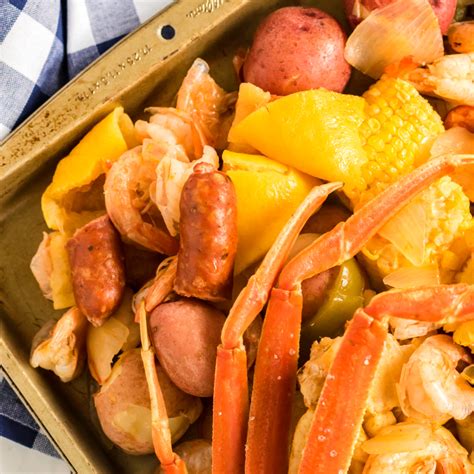 Cajun Seafood Boil - A Delicious Cajun Meal!