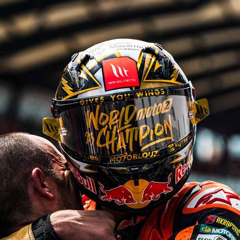 Best Motorcycle Safety Gears | Helmets in India – PowerSports International