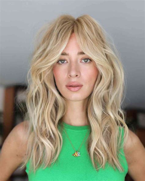 29 Best Face-Framing Haircuts for Every Hair Type and Face Shape