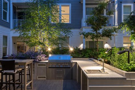 Gallery | The Barrett & The Claude