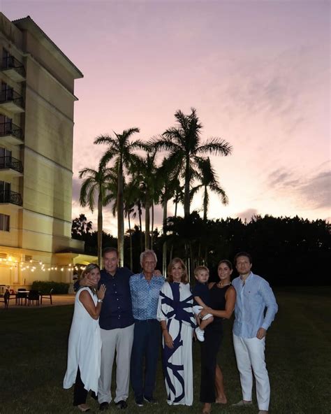 Álvaro Rodríguez Ferrero | Disfrutando en familia el día de John&Gina ️ | Instagram