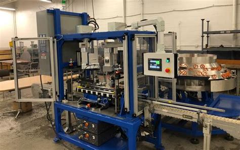 Candle Making Assembly Line 的图像结果