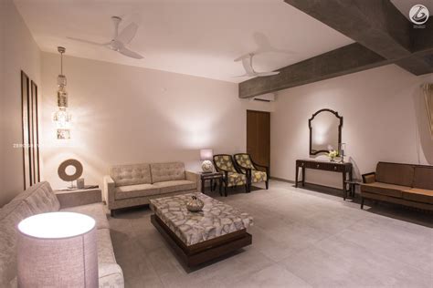 Soft Colours and a Minimalist Style Dictate the Design of a Home in ...