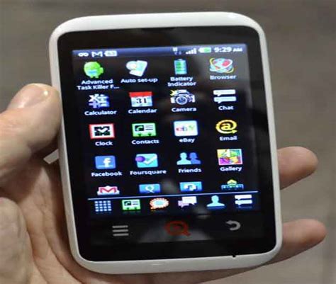 Hands-on with INQ’s new Facebook phones