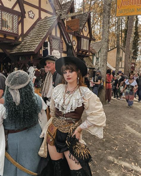 maranda on Instagram: "Carolina Renaissance Festival day 1 recap 🏴‍☠️🏰 ...