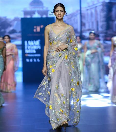 SAREES – Page 4 – anushreereddydesign