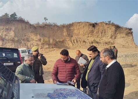 DM Jammu visits Chatta ,Bathindi areas over illegal mining , land ...