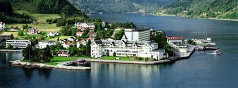 KVIKNES HOTEL (Balestrand) - Hotel Reviews, Photos, Rate Comparison ...