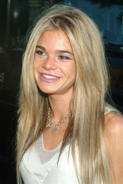 Pictures of Ellen Muth