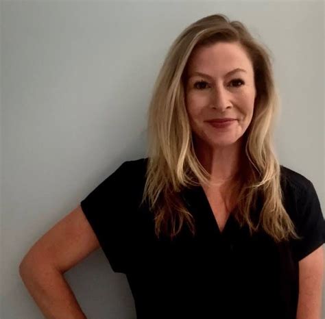 Christina Kelly – Medium