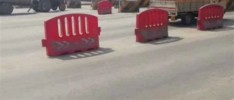 Road Barrier - Road Safety Barricades Wholesaler from Mumbai