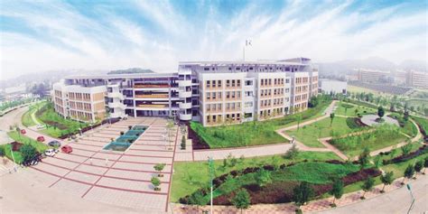 龙岩学院的教学楼高清图片下载_红动中国