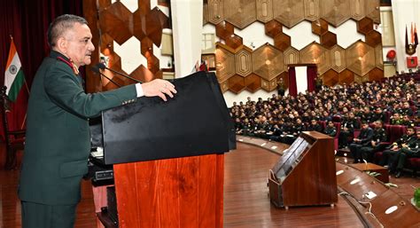 CDS Gen Anil Chauhan visits Defence Services Staff College, Wellington