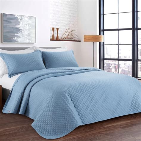 HOMBYS 3 Piece Oversized King Quilt Set Bedspread 128x120 Reversible ...
