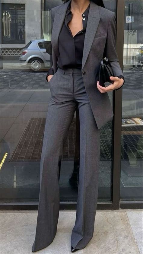 Casual dress code & outfit guide for women | Business outfits women ...