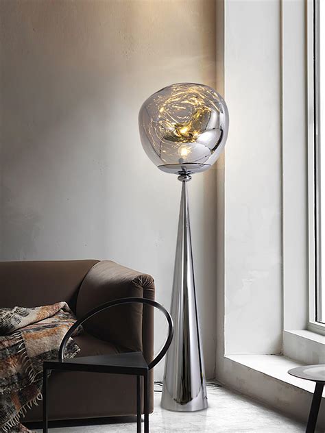 Cone Lava Floor Lamp – Vakkerlight