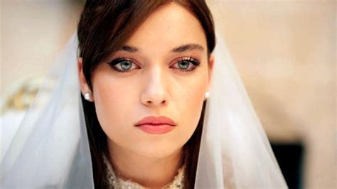 Antena 3 ya sabe cuántos capítulos le quedan a 'Una nueva vida' tras la ...