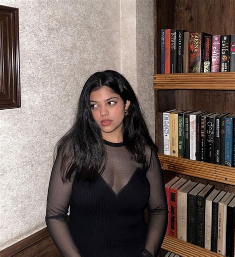 Dimple – Escort Agency