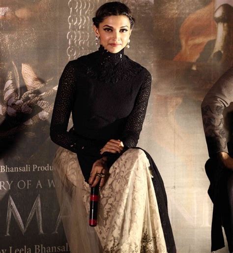 Deepika Padukone in High Neck Black Lehenga Suit Photos at Bajirao ...