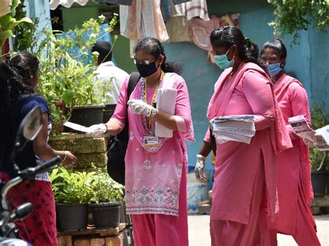 ASHA Workers: The Army Of Women Relentlessly Battling COVID-19 In India