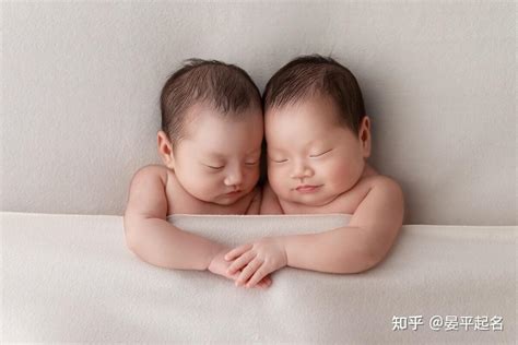 双胞胎宝宝起名准则！双胞胎名字大全！