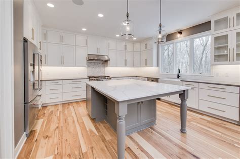 Wood Island On Wood Floor at Dennis Fleming blog