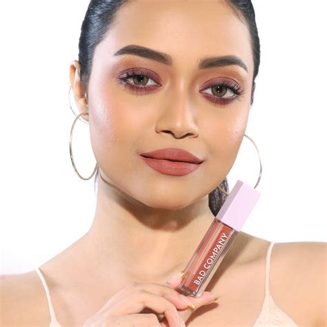 Moisturising Transferproof Liquid Lipstick | 8 Nude Shades – BAD ...