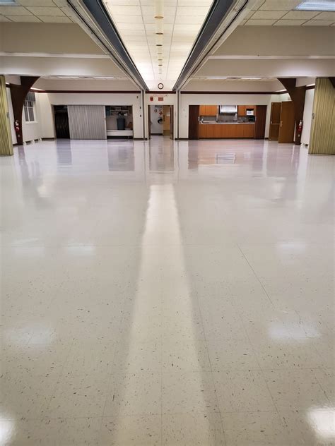 Commercial Floor Waxing