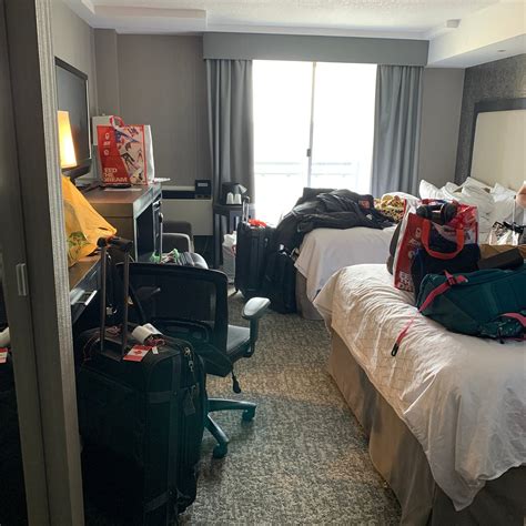 HOLIDAY INN EXPRESS & SUITES CALGARY BY IHG (Alberta) - Hotel Reviews ...