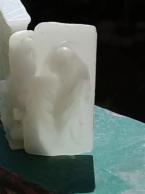 3D Printable Nike Adjusting her sandal by Scan The World