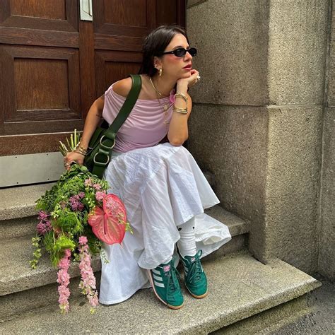 Alia Bhatt's guide to wearing a crop top this season | Vogue India