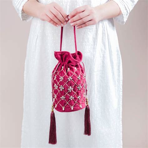 Phulvari Velvet Potli Bag Maroon Online - Premium Potli Bag | Nestasia
