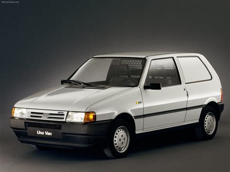 FIAT UNO car technical data. Car specifications. Vehicle fuel ...