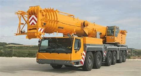 Crawler Cranes Rental Services - 150 Tons Crawler Crane Rental Services ...